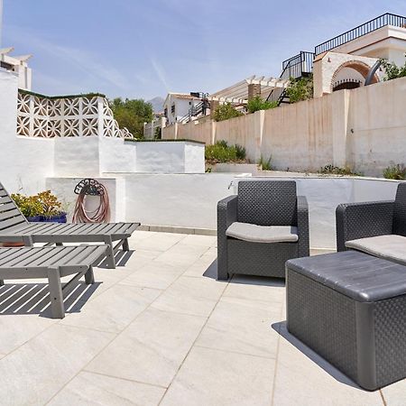 One Bedroom Penthouse Нерха Экстерьер фото