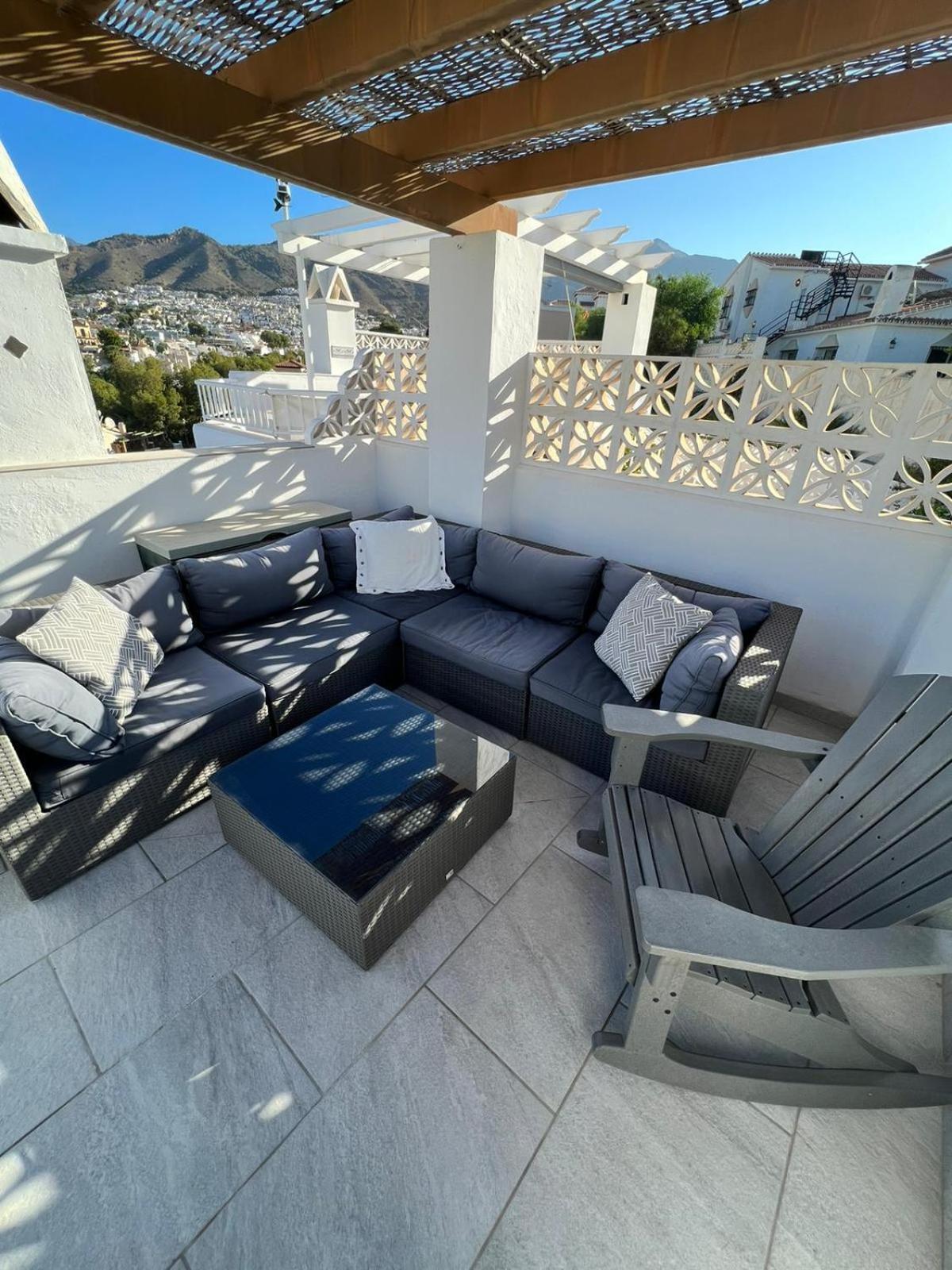 One Bedroom Penthouse Нерха Экстерьер фото