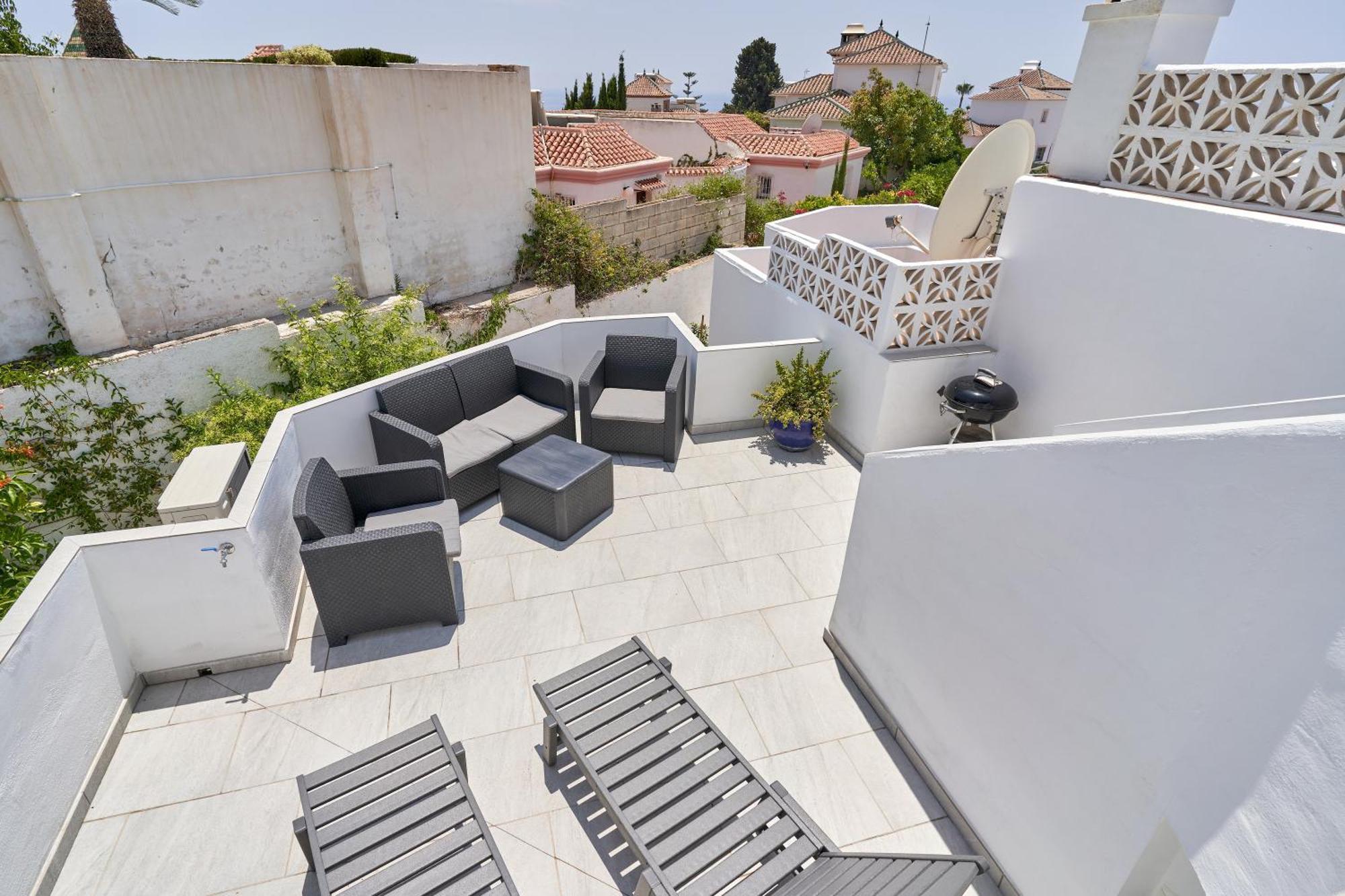 One Bedroom Penthouse Нерха Экстерьер фото